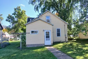 105 Sadie St, Marble, MN 55764 - Photo 2