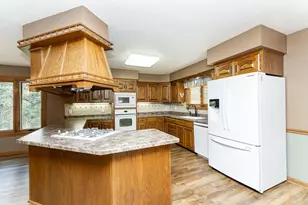 495 Oakview Dr, Claremont, MN 55924 - Photo 18