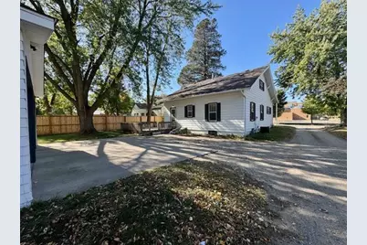 1304 7th Avenue, Worthington, MN 56187 - Photo 4