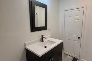 308 S 11th St, Montevideo, MN 56265 - Photo 10