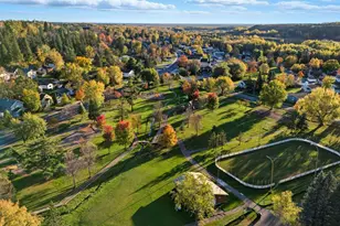 1123 Adams Ave, Eveleth, MN 55734 - Photo 2