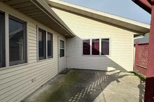 421 South St, Paynesville, MN 56362 - Photo 4