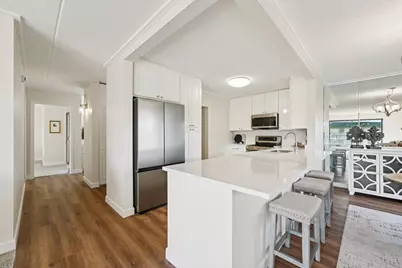 10511 Cedar Lake Road #520, Minnetonka, MN 55305 - Photo 1