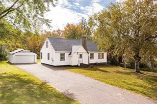 206 E Gilead St, Duluth, MN 55811 - Photo 1