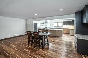 9945 Justen Trail N, Saint Paul, MN 55115 - Photo 10