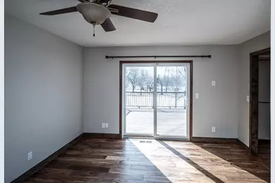 9945 Justen Trail N, Saint Paul, MN 55115 - Photo 16