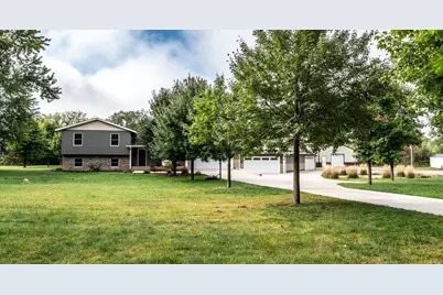 9945 Justen Trail N, Saint Paul, MN 55115 - Photo 4