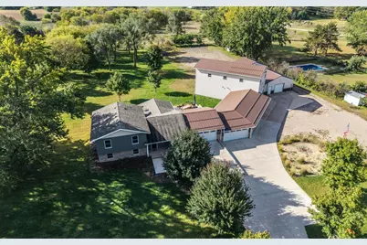 9945 Justen Trail N, Saint Paul, MN 55115 - Photo 36