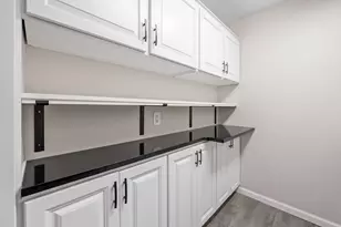 5501 Dewey Hill Rd, Edina, MN 55439 - Photo 26