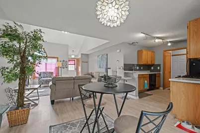 1039 Fillmore Circle NE, Fridley, MN 55432 - Photo 4