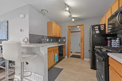 1039 Fillmore Circle NE, Fridley, MN 55432 - Photo 6