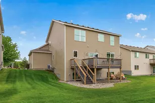 656 Lake Ridge Dr, Woodbury, MN 55129 - Photo 34