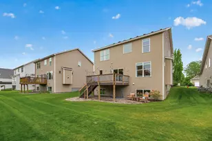 656 Lake Ridge Dr, Woodbury, MN 55129 - Photo 32