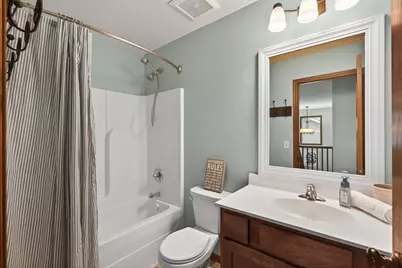656 Lake Ridge Drive, Woodbury, MN 55129 - Photo 24