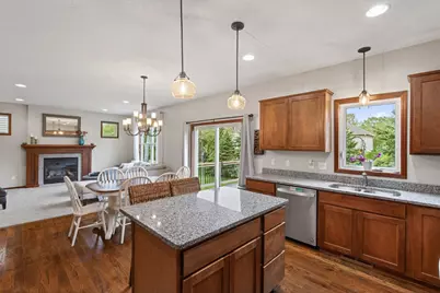 656 Lake Ridge Drive, Woodbury, MN 55129 - Photo 10