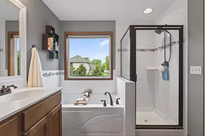 656 Lake Ridge Drive, Woodbury, MN 55129 - Photo 18