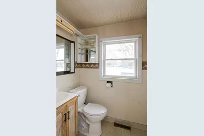 321 Highway 7 E, Hutchinson, MN 55350 - Photo 12