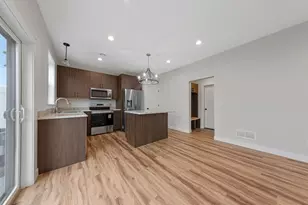 809 Viburnum St, Belle Plaine, MN 56011 - Photo 4