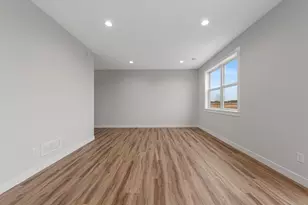 809 Viburnum St, Belle Plaine, MN 56011 - Photo 12