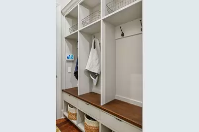 425 Carpenters Point, Wayzata, MN 55391 - Photo 44