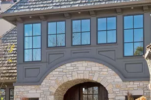 425 Carpenters Pt, Wayzata, MN 55391 - Photo 8