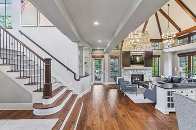 425 Carpenters Point, Wayzata, MN 55391 - Photo 14