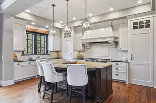 425 Carpenters Pt, Wayzata, MN 55391 - Photo 26