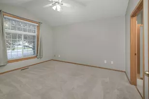 15203 Greenhaven Way, Burnsville, MN 55306 - Photo 8