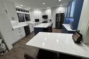 405 Vine Ave, Albert Lea, MN 56007 - Photo 4