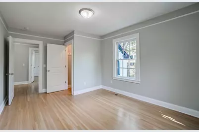 2056 Summit Avenue, Saint Paul, MN 55105 - Photo 20