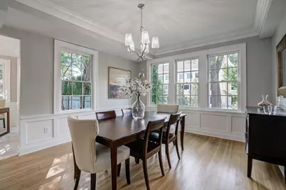 2056 Summit Avenue, Saint Paul, MN 55105 - Photo 8