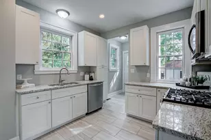 2056 Summit Ave, Saint Paul, MN 55105 - Photo 10