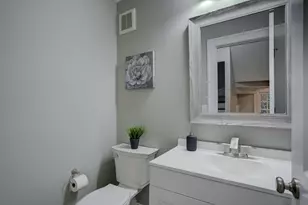 2056 Summit Ave, Saint Paul, MN 55105 - Photo 14