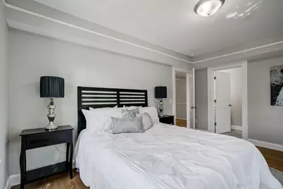 2056 Summit Avenue, Saint Paul, MN 55105 - Photo 16