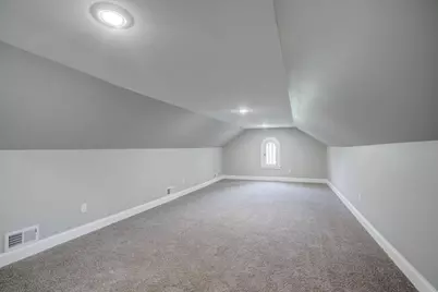 2056 Summit Avenue, Saint Paul, MN 55105 - Photo 28