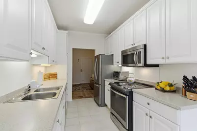 600 Greenhaven Drive #213, Burnsville, MN 55306 - Photo 10