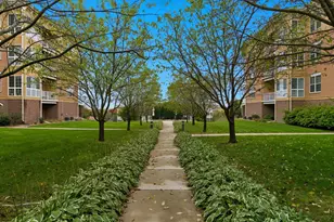 600 Greenhaven Dr, Burnsville, MN 55306 - Photo 30