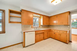 14808 Gleason Lake Dr, Plymouth, MN 55447 - Photo 22