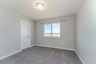 922 Prestwick Dr, Belle Plaine, MN 56011 - Photo 16