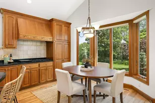 9721 Frontier Ln, Credit River Township, MN 55044 - Photo 12