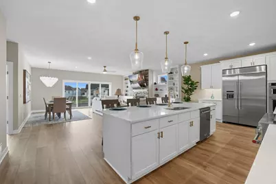 17963 Greenwich Way, Lakeville, MN 55044 - Photo 2