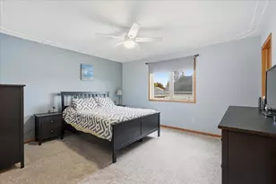 1665 Cornerstone Ln, Owatonna, MN 55060 - Photo 14