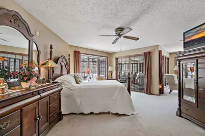 8250 Havelock Court, Apple Valley, MN 55124 - Photo 16