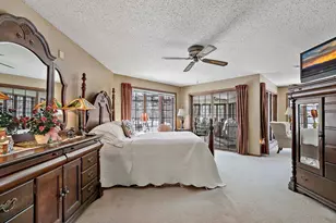 8250 Havelock Ct, Apple Valley, MN 55124 - Photo 16