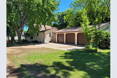 110 N Grant Street, Taunton, MN 56291 - Photo 2