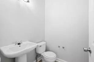 943 Earley Lake Curve, Burnsville, MN 55306 - Photo 12