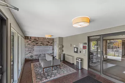 205 Barry Avenue S #210, Wayzata, MN 55391 - Photo 16