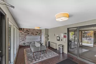 205 Barry Ave S, Wayzata, MN 55391 - Photo 16