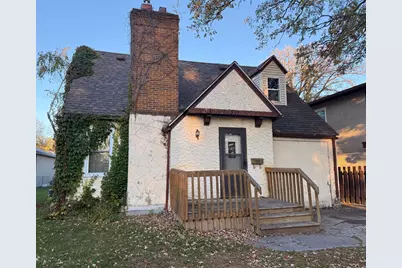 211 Kendall Avenue N, Thief River Falls, MN 56701 - Photo 2