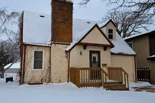 211 Kendall Ave N, Thief River Falls, MN 56701 - Photo 1